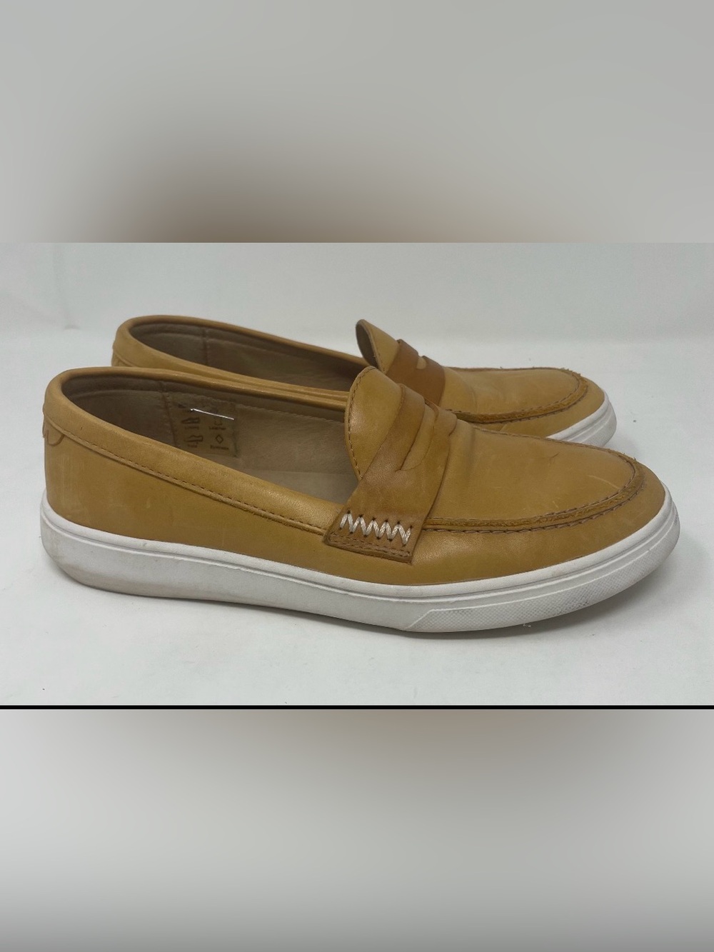 Patina Women Leather Flat Loafers Shoes Yellow Size 6